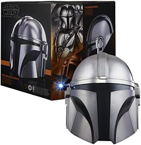 Disney - Star Wars - The Black Series - The Mandalorian Electronic Helmet - Hasbro